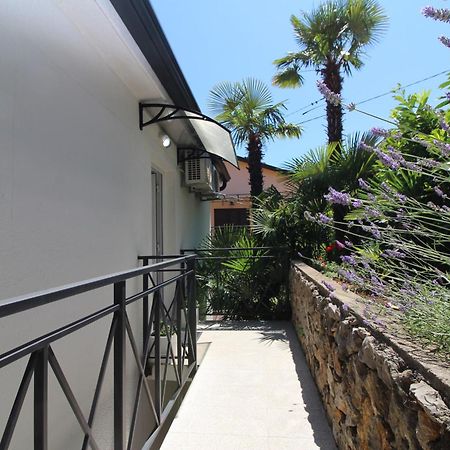 Apartments Seccareccia Opatija Kamer foto